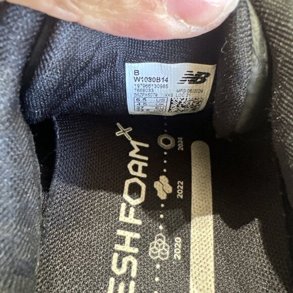 NewBalance 1080 BLACK/WHITE Running Sneaker Women 6.5 B Comfort Walking Shoes - Picture 10 of 10